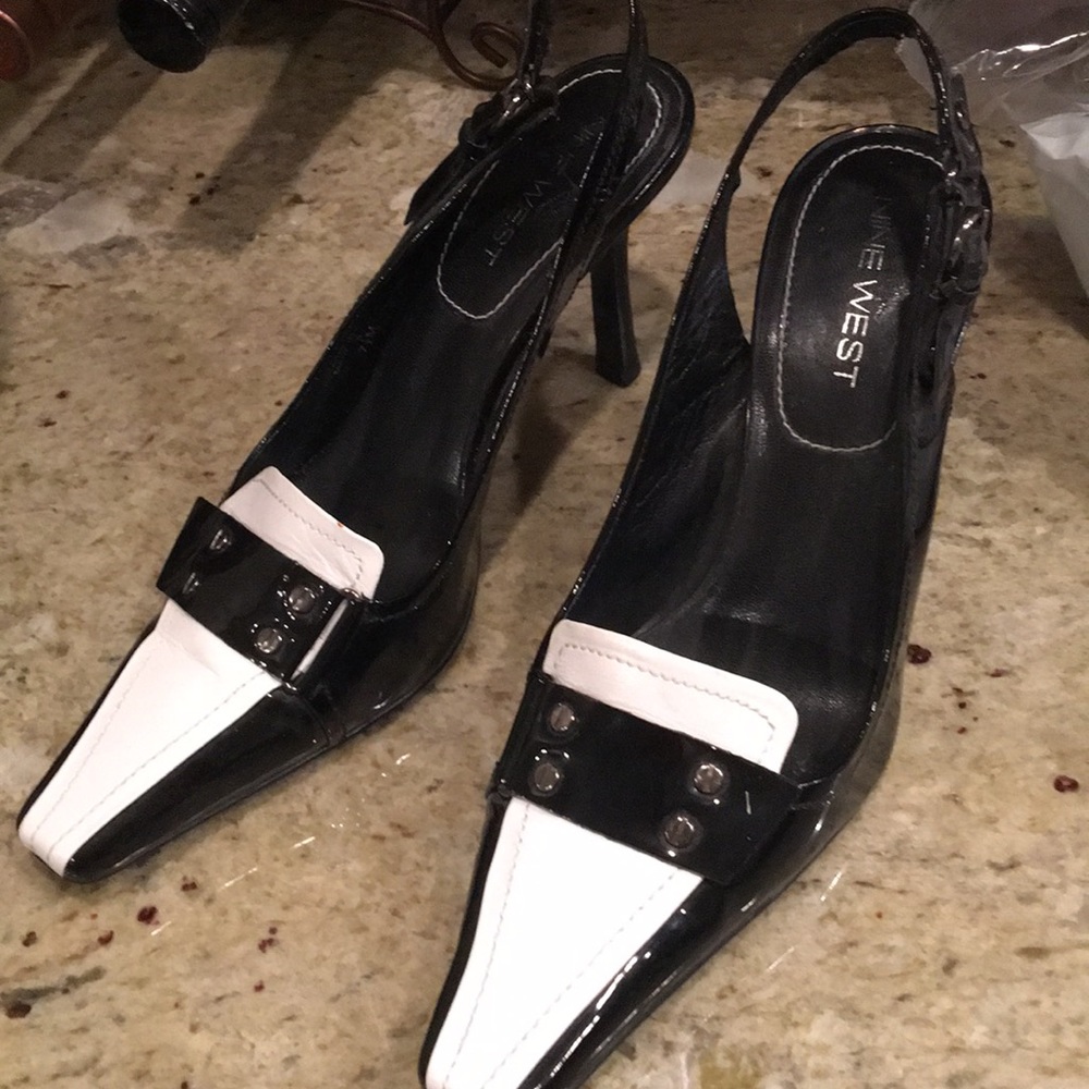 Sling back white and black Paton shoes